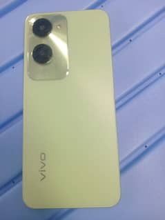 vivo y 18