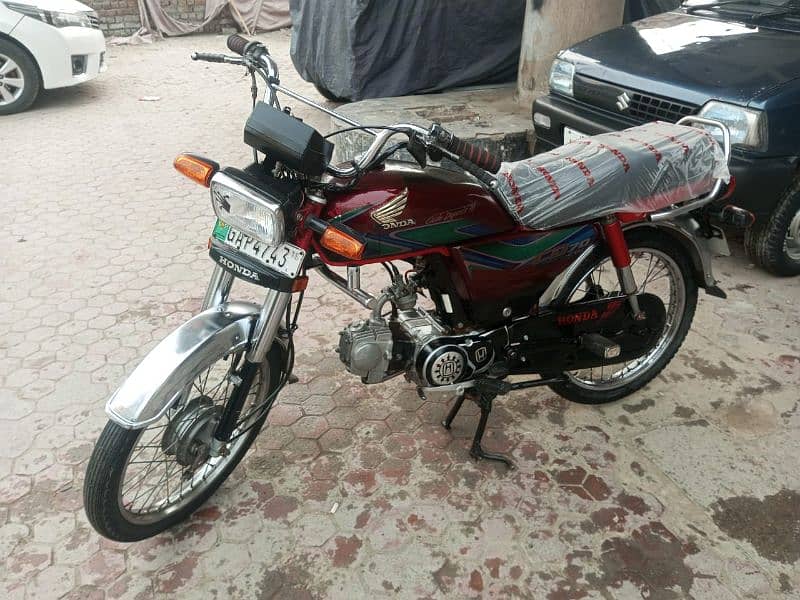 Honda 70 Model 2018 Gujranwala Panjab Number 9