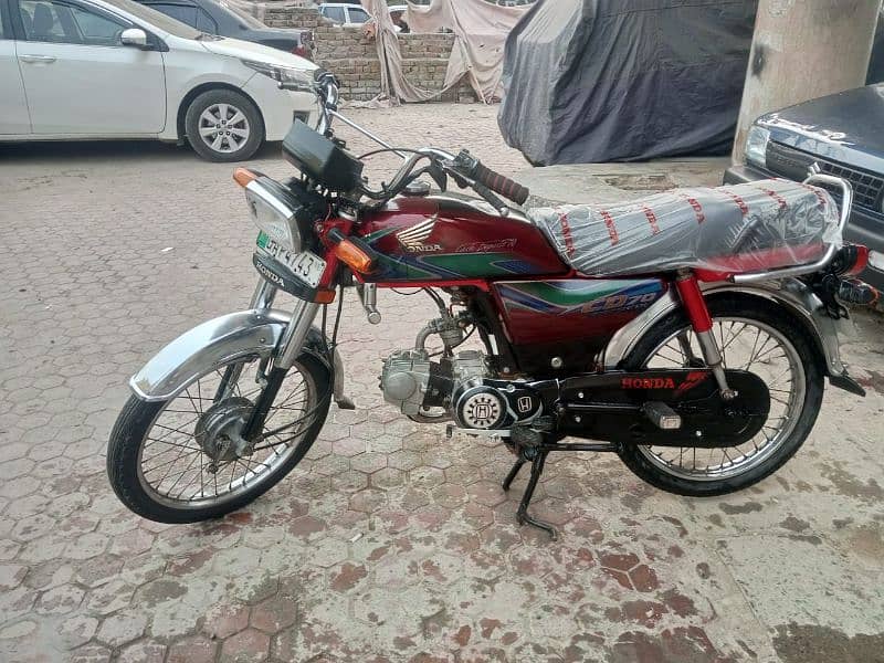 Honda 70 Model 2018 Gujranwala Panjab Number 15