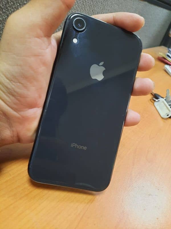 iphone XR 128GB 4