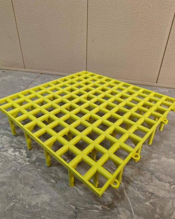 floor Grating for birds and animal 1