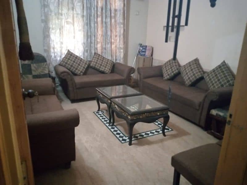 9 seater sofa set with cushions 0