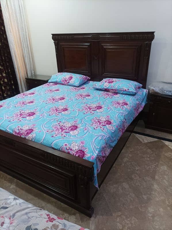 sale of bed room furniture . with Mattress 8