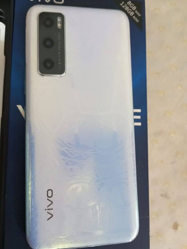 Vivo v20se 5