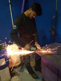 mechanical technician and fabrication work organ weldings