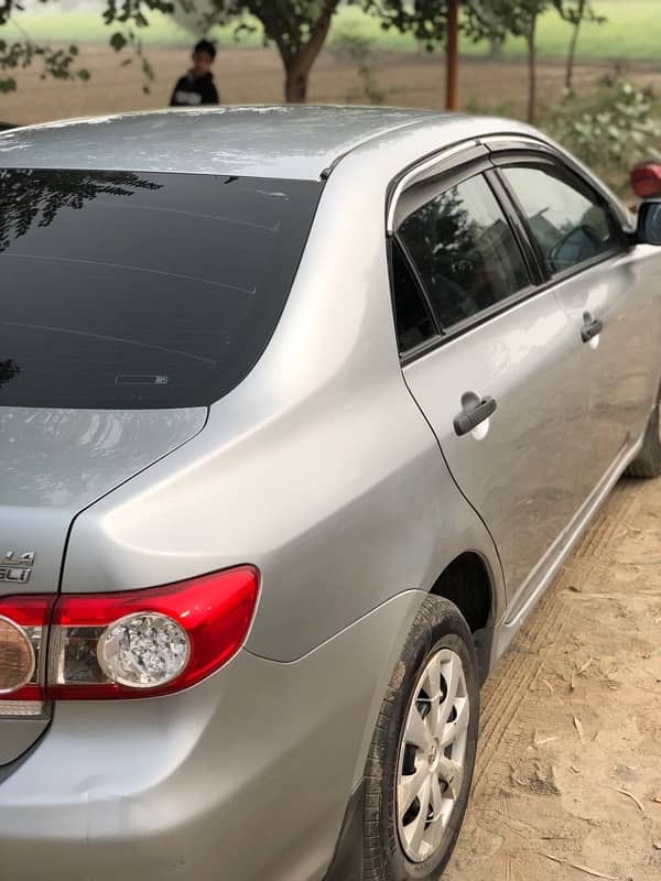 Toyota Corolla GLI 2011 9