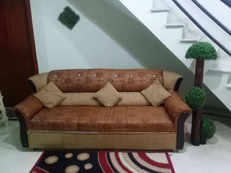 5 Seater Sofa Set: Perfect for your living room 0