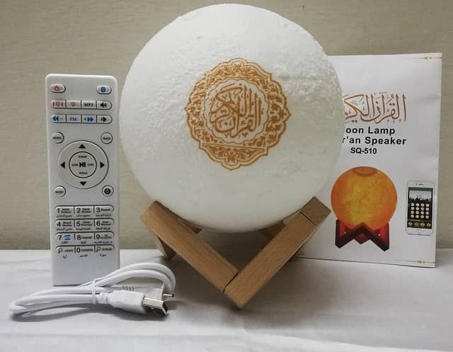 Moon Lamp Bluetooth Speaker with Full Quran Audio 1