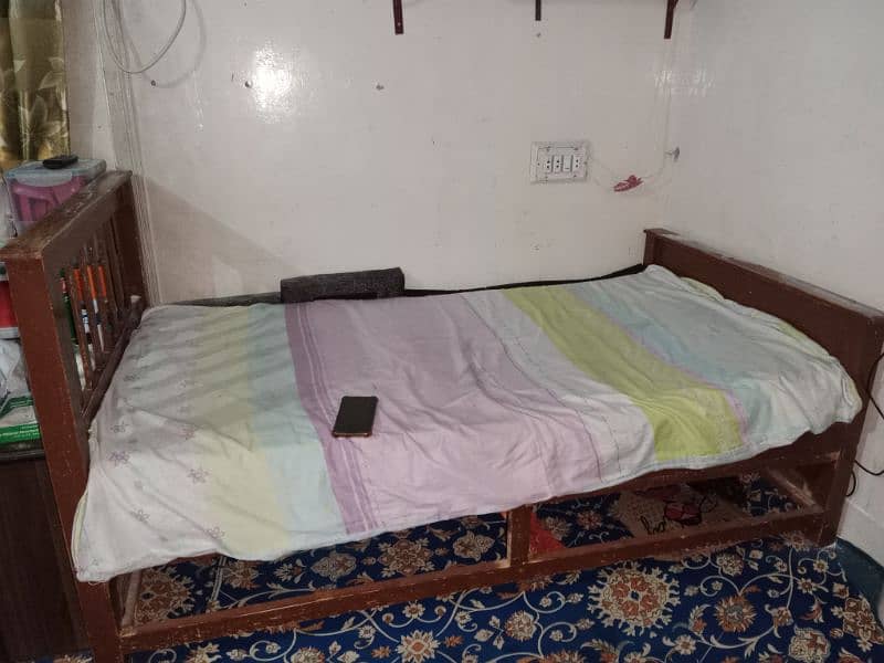 single bed with daraz for sale without mattress 0