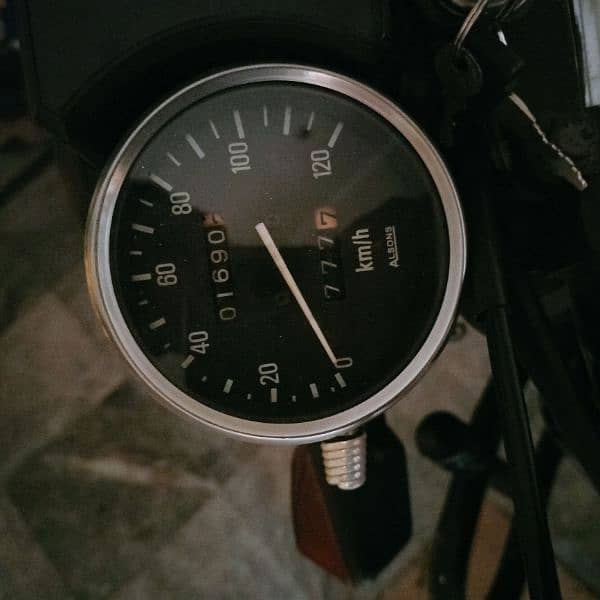 Suzuki GS 150 orignal metre 3