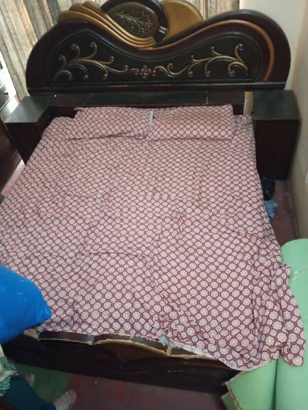 Used double bed 1