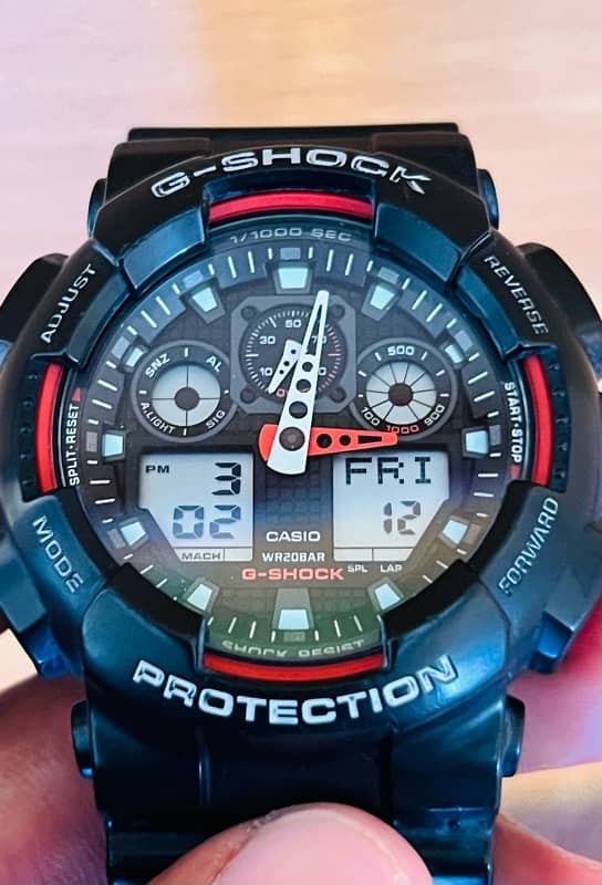 Casio G-Shock GA100-1A4 5