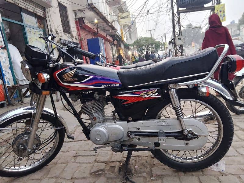 honda 125 17B black condition 10/9 5