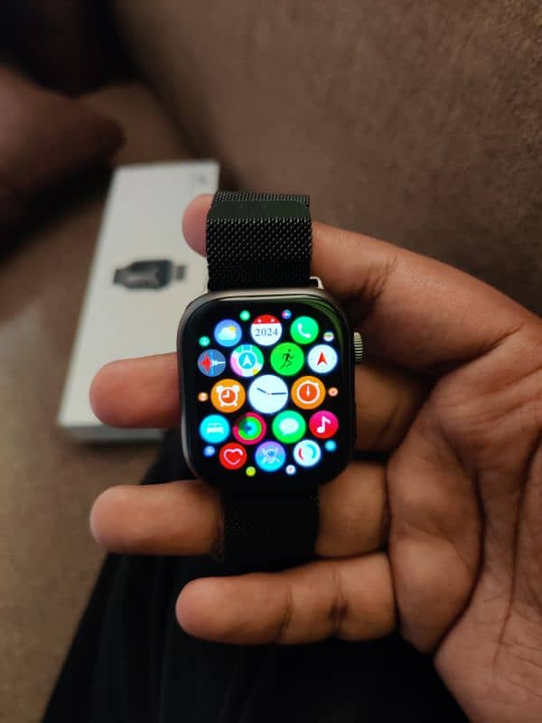 Watch 9 pro max same as apple watch 9 7