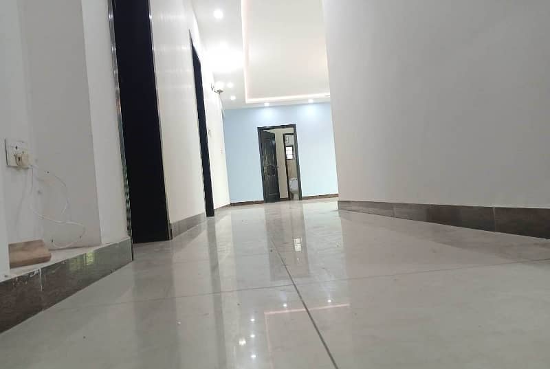 4 Bed Apt Available for rent in Askari 11 Lahore. 4