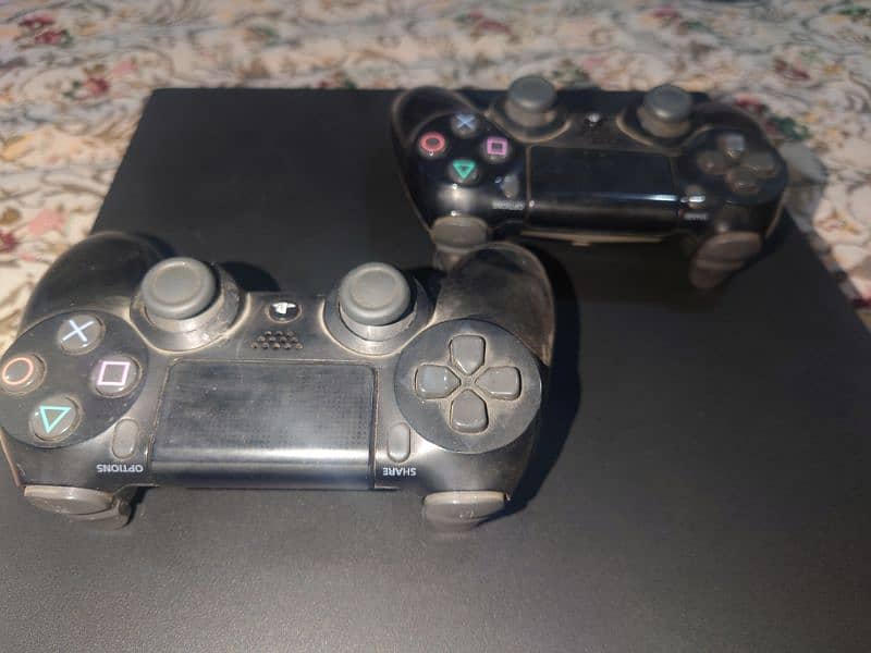 PS4 Pro 1TB with 2 controllers for sale 2