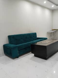 1 Bedroom VIP full furnishe flat for rent per day available in Bahia Town Lahore