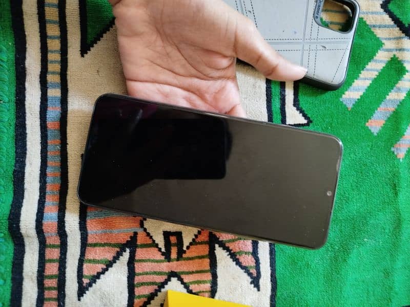 I am selling my cell phone 1