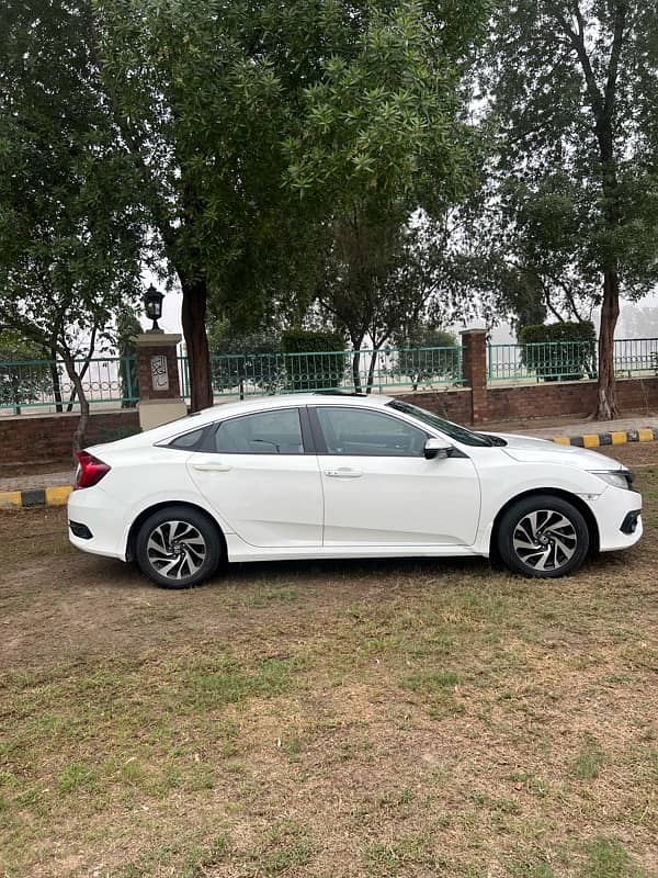 Honda Civic Oriel 2017 3