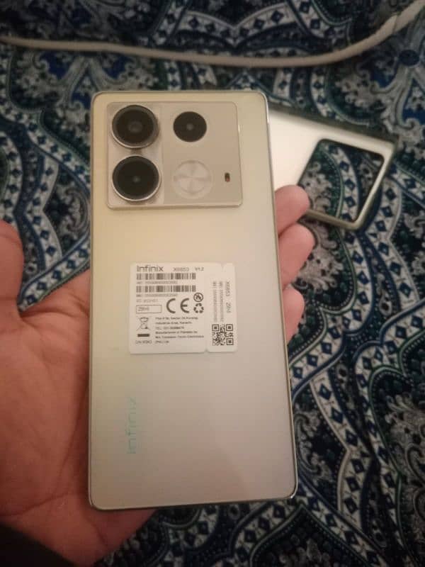 infinix note 40 16/256 1