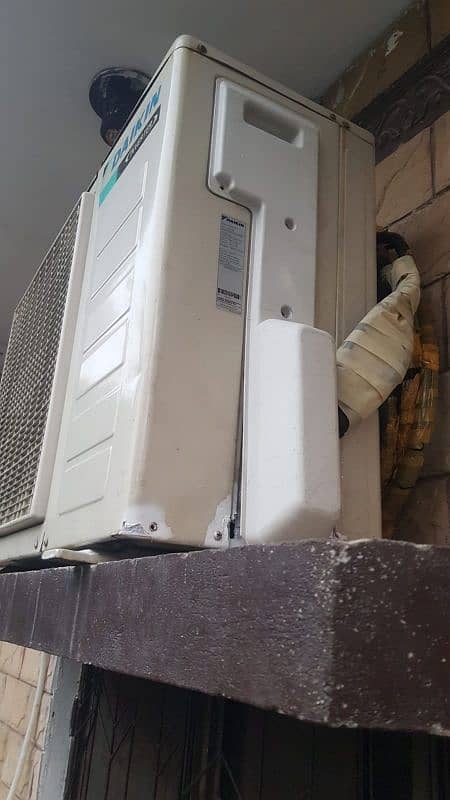 AC DAIKIN invertor 3