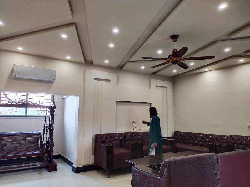 Fully Furnished House Available For Rent Faisalabad 16