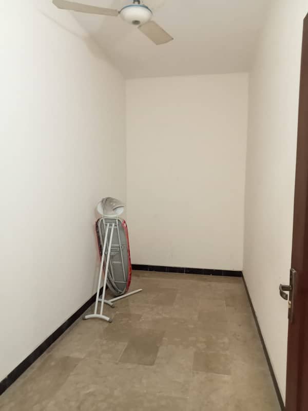 A 2700 Square Feet Upper Portion Located In Model City 1 Is Available For Rent 11