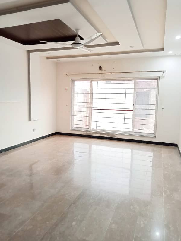 A 2700 Square Feet Upper Portion Located In Model City 1 Is Available For Rent 13