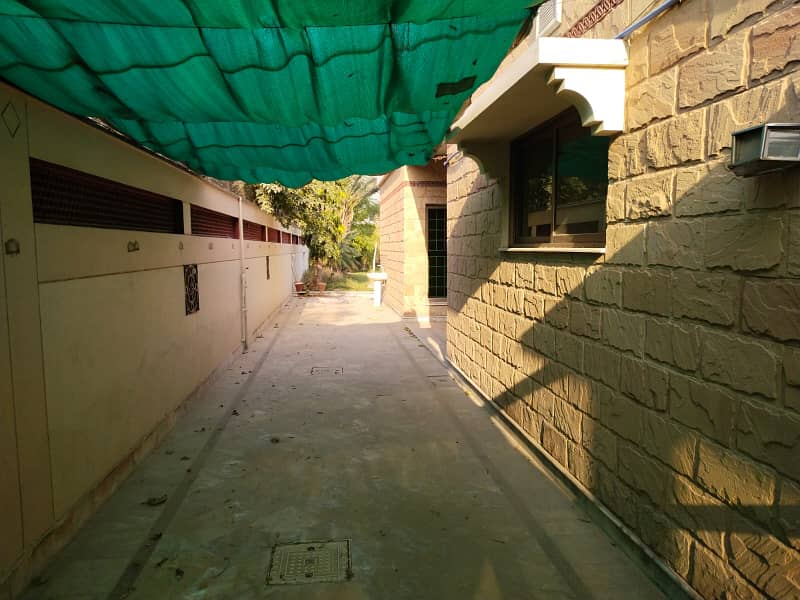 Ideal Location 10 Kanal Commercial Kothi Bungalow For Rent Canal Road Near Kashmir Pul Faisalabad 18