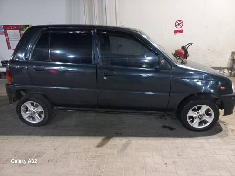 Daihatsu Cuore 2007 9