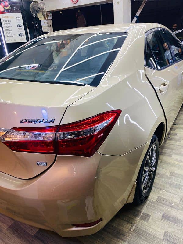 Toyota Corolla GLI 2015 6