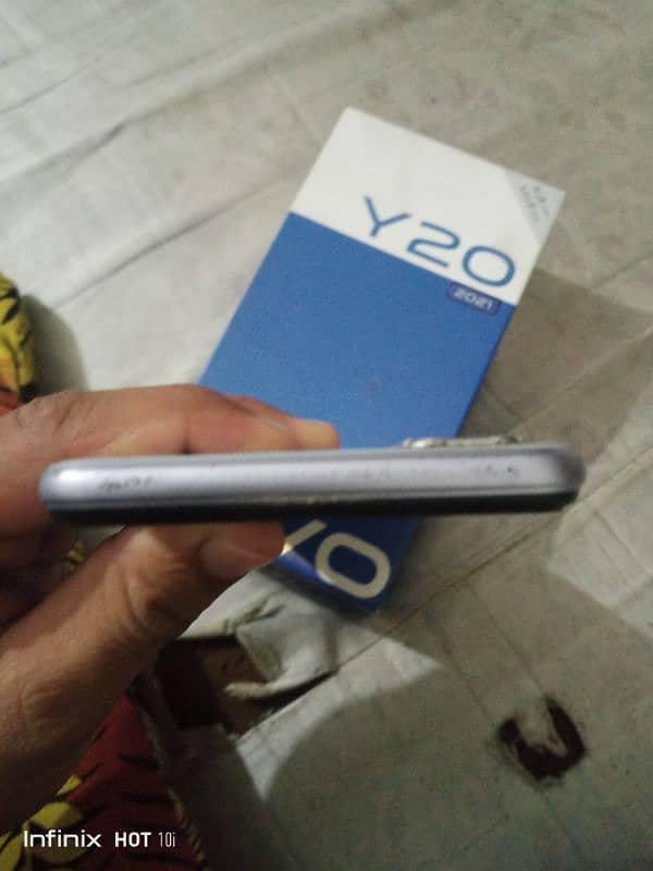 Vivo Y20 4/64GB 6