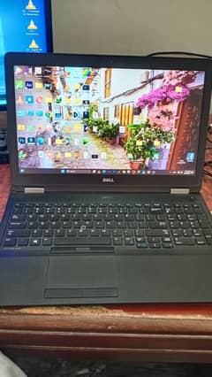 Dell e5570 Core i7 6th Gen HQ Processer and 2GB Graphics Card AMD