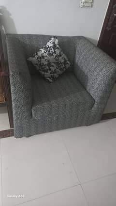 sofa for sell