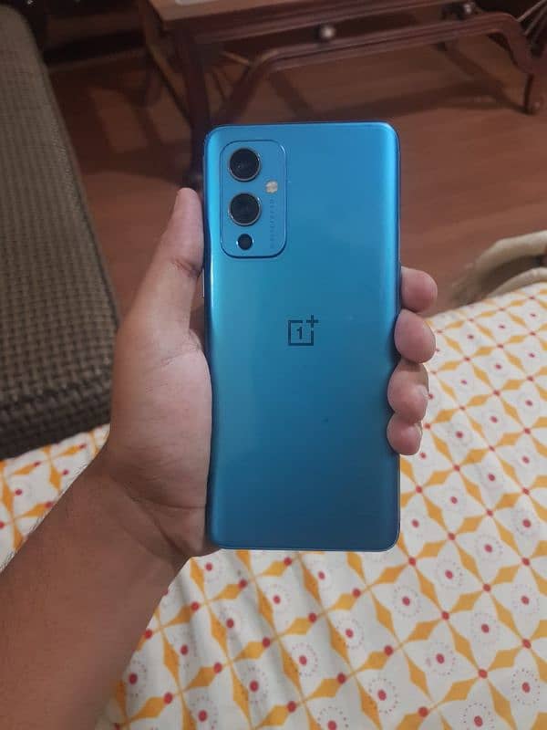 OnePlus 9 8/128 0