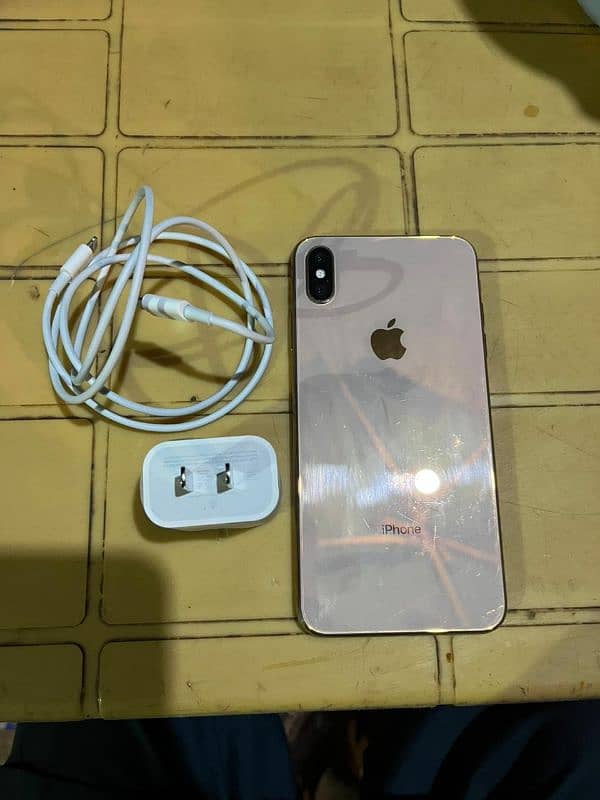 iPhone Xs Max 0