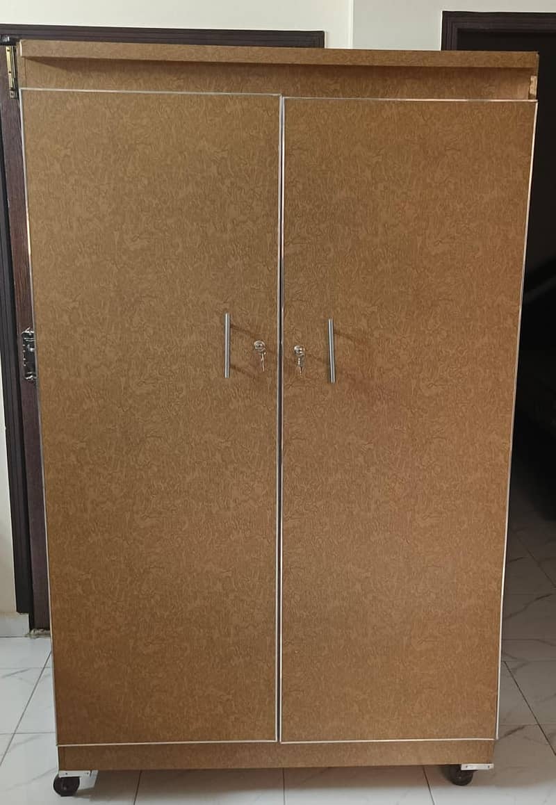 Almari / Wardrobe for SALE 0