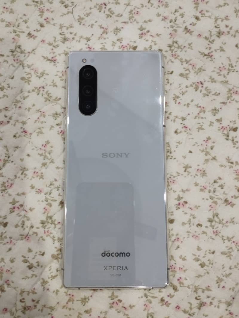 Sony Xperia SO-01M/ Xperia 5 2