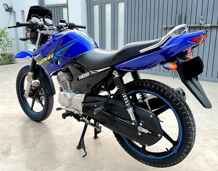 Yamaha ybr 125 G for sale in brand new condition 4