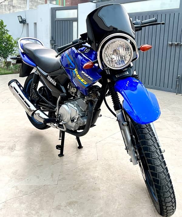 Yamaha ybr 125 G for sale in brand new condition 7