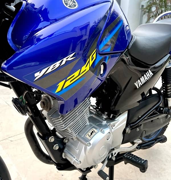 Yamaha ybr 125 G for sale in brand new condition 12