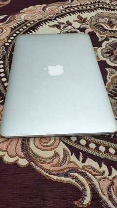 Apple Silver MacBook Air 2014