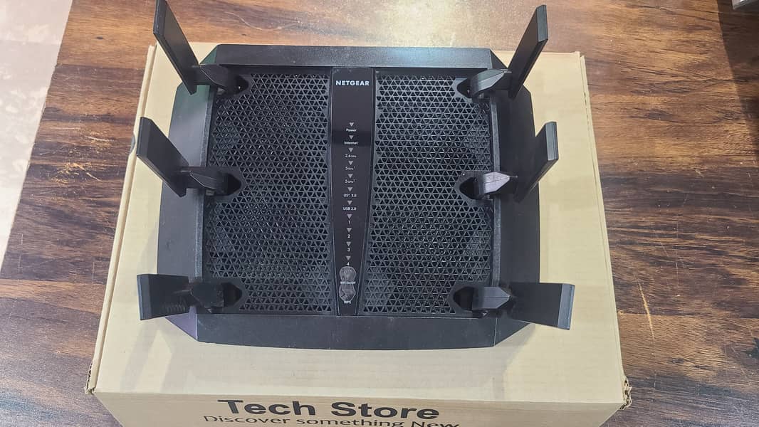 NETGEAR Gaming Router R8000 |Tri-Band | Nighthawk | AC3200 (With Box) 14