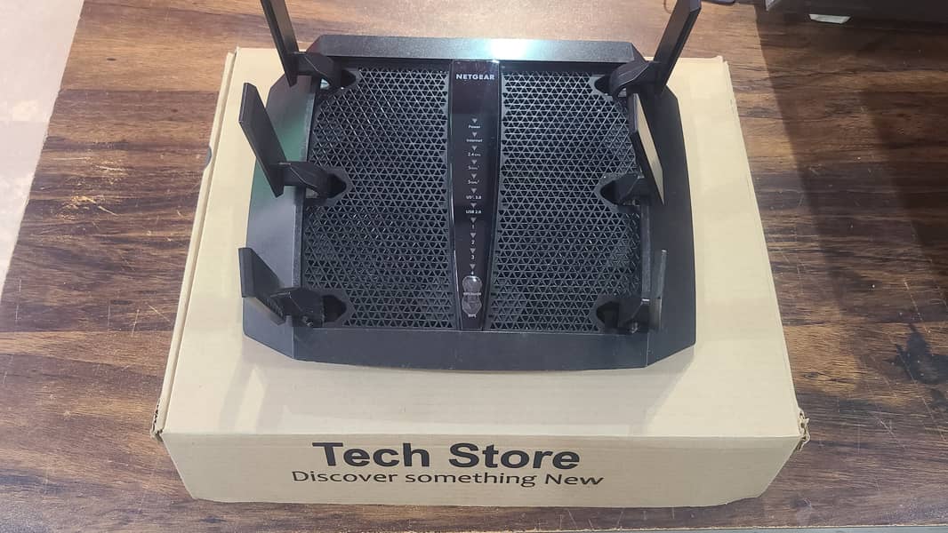 NETGEAR Gaming Router R8000 |Tri-Band | Nighthawk | AC3200 (With Box) 16