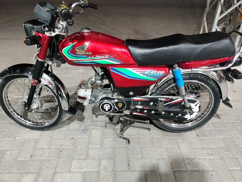 Honda CD70 model 2017 Rawalpindi number 03341511728 2