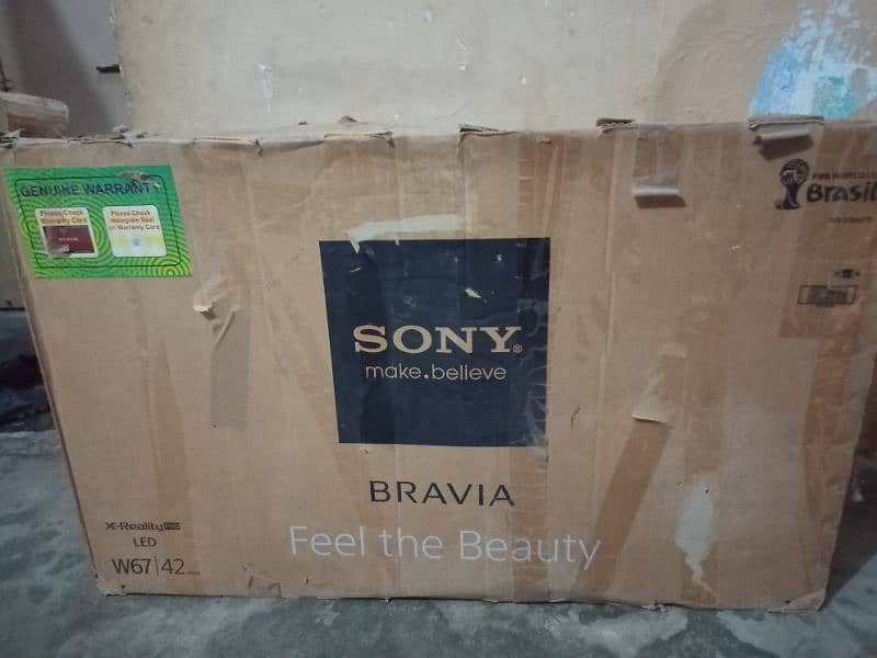 Sony w67 42 inches Big screen with box 3