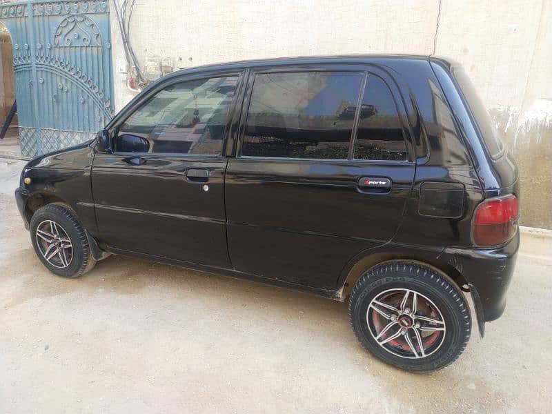 Daihatsu Cuore 2001 5