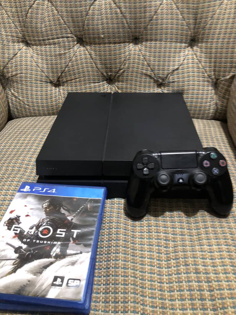 Ps4 1TB UK Import Brand new just used 3 months 1