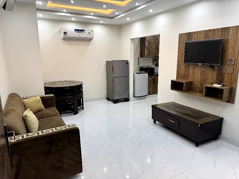 Furnished Apartment For Rent in Iqbal Block Bahria Town Lahore 7