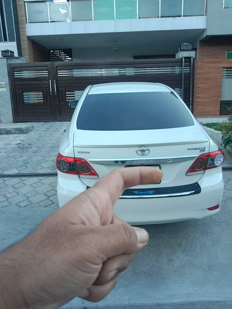 Toyota Corolla XLI 2011 VVTi Limited Edition Manual 5